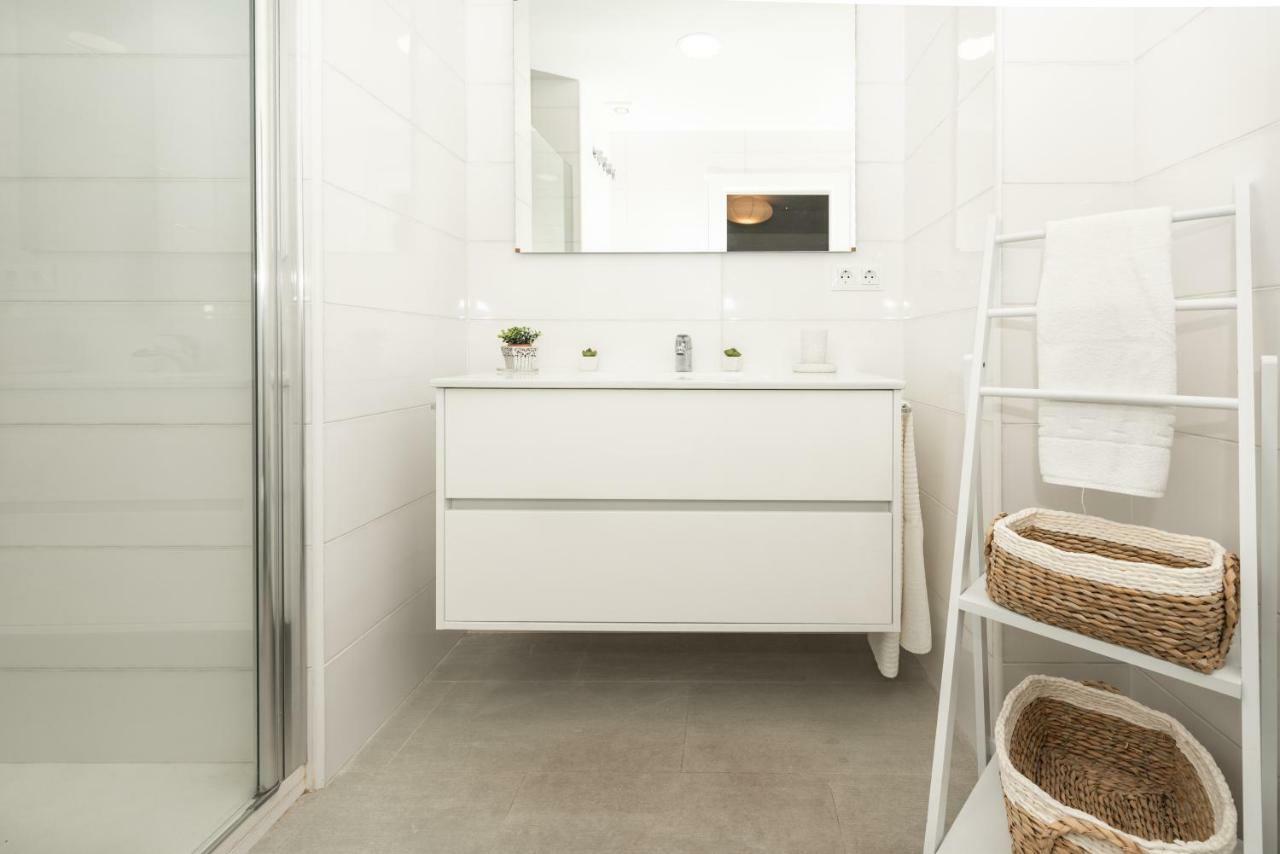 Fantasticos Lofts Malagueta Apartment มาลากา ภายนอก รูปภาพ