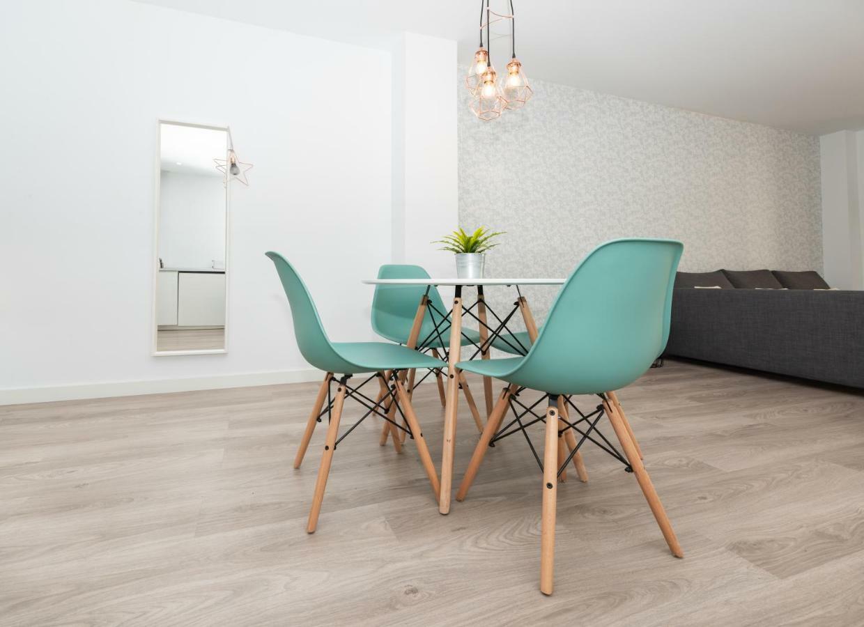 Fantasticos Lofts Malagueta Apartment มาลากา ภายนอก รูปภาพ