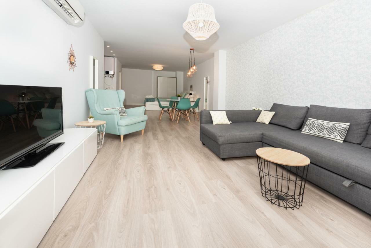 Fantasticos Lofts Malagueta Apartment มาลากา ภายนอก รูปภาพ