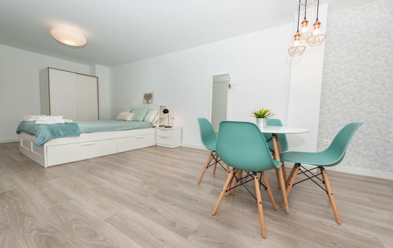 Fantasticos Lofts Malagueta Apartment มาลากา ภายนอก รูปภาพ